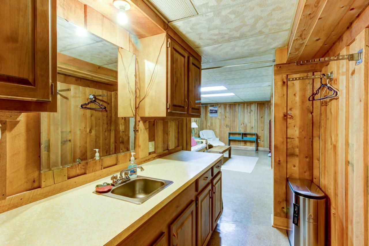 Foothill Cabin Creston エクステリア 写真