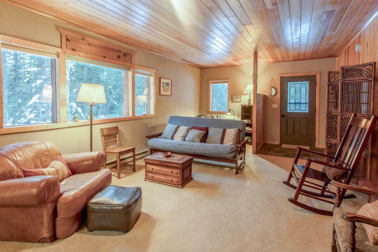 Foothill Cabin Creston エクステリア 写真