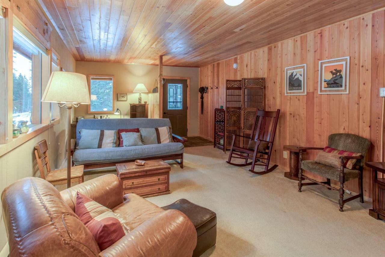 Foothill Cabin Creston エクステリア 写真